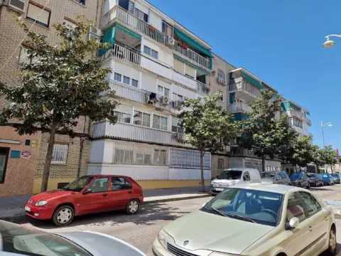 Piso en calle de Fuentebella, 34